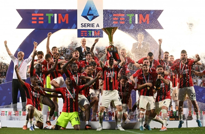 AC Milan có 19 chức vô địch quốc gia Ý