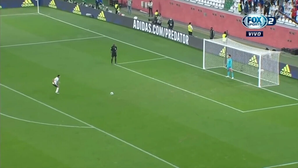 luật bắt penalty của thủ môn