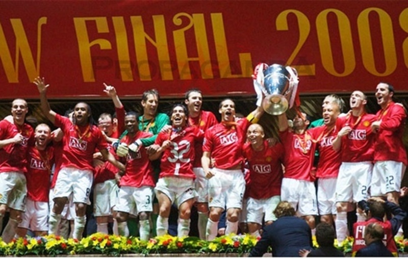 Manchester United đánh bại Chelsea trên chấm luân lưu để giành danh hiệu Champions League thứ ba trong lịch sử. 