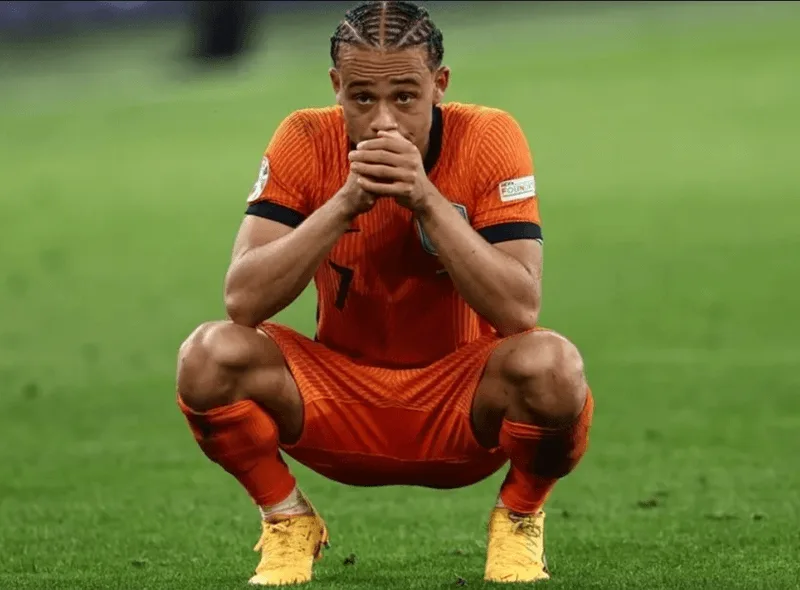 Xavi Simons sở hữu khả năng rê bóng và chuyền bóng ấn tượng.